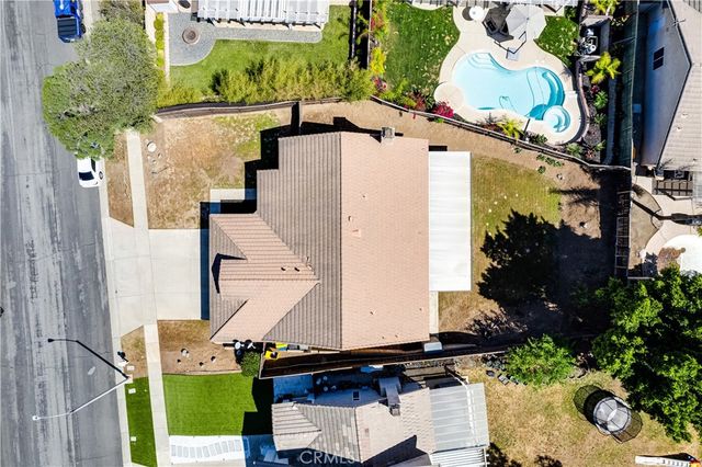 1480 Floral Park Street, Corona, CA 92881