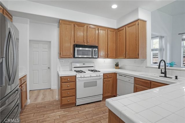 1480 Floral Park Street, Corona, CA 92881