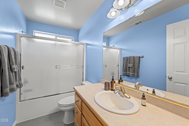 846 Schroeder Lane, Grants Pass, OR 97527