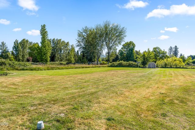 846 Schroeder Lane, Grants Pass, OR 97527
