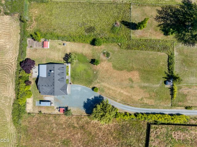 846 Schroeder Lane, Grants Pass, OR 97527