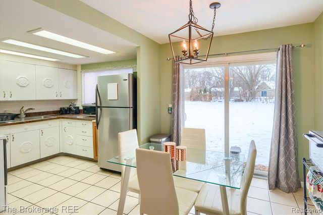 6155 Westdale Drive, Grand Blanc, MI 48439