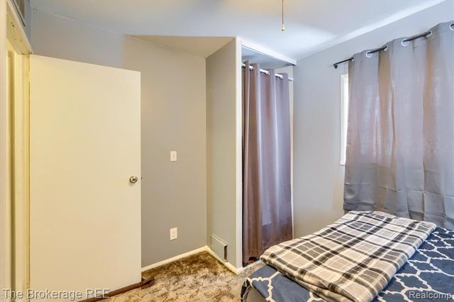 6155 Westdale Drive, Grand Blanc, MI 48439