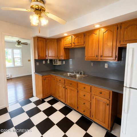 155 Highland Boulevard, Keansburg, NJ 07734