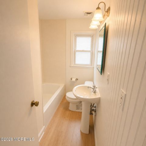 155 Highland Boulevard, Keansburg, NJ 07734