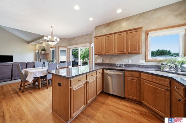 2200 Manitou Drive, Lincoln, NE 68521