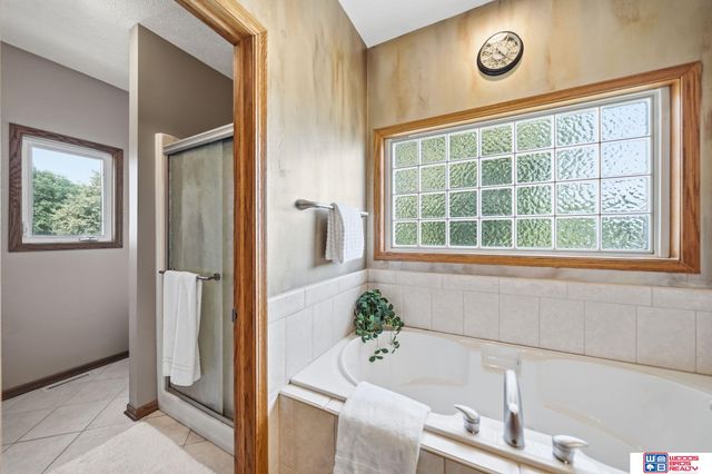 2200 Manitou Drive, Lincoln, NE 68521