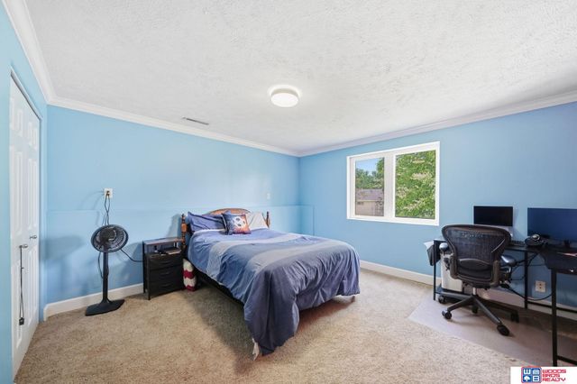 2200 Manitou Drive, Lincoln, NE 68521