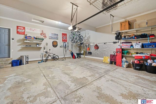 2200 Manitou Drive, Lincoln, NE 68521