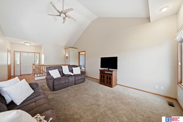 2200 Manitou Drive, Lincoln, NE 68521