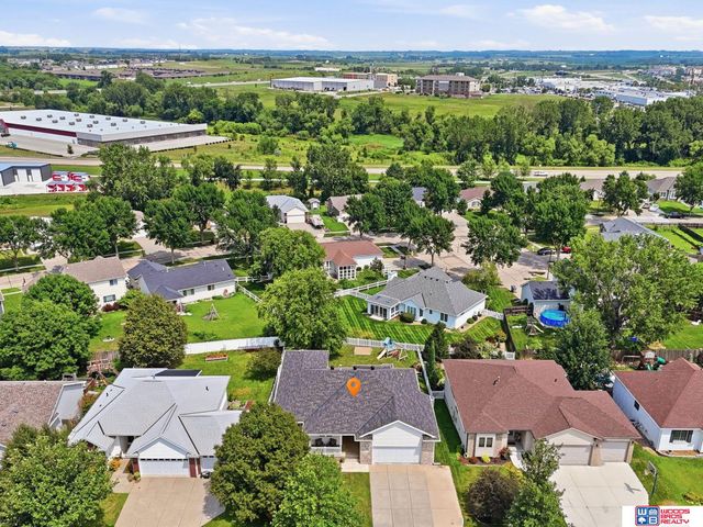 2200 Manitou Drive, Lincoln, NE 68521
