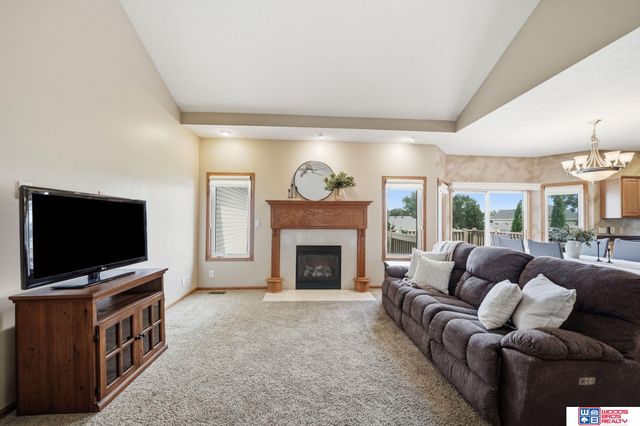2200 Manitou Drive, Lincoln, NE 68521