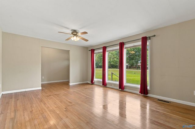 1405 W Washington Street, Athens, AL 35611