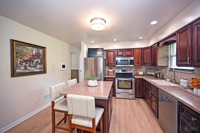 8207 Asbury Hills Drive, Anderson Twp, OH 45255