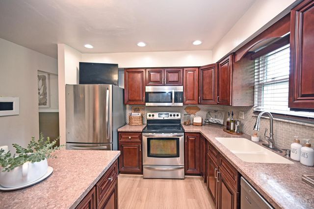 8207 Asbury Hills Drive, Anderson Twp, OH 45255