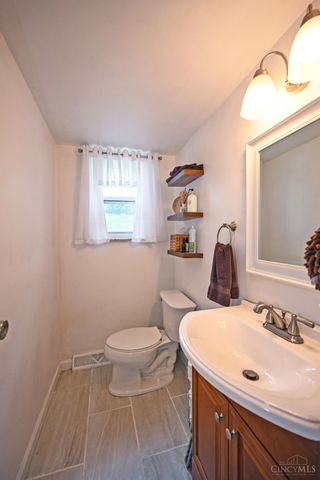 8207 Asbury Hills Drive, Anderson Twp, OH 45255