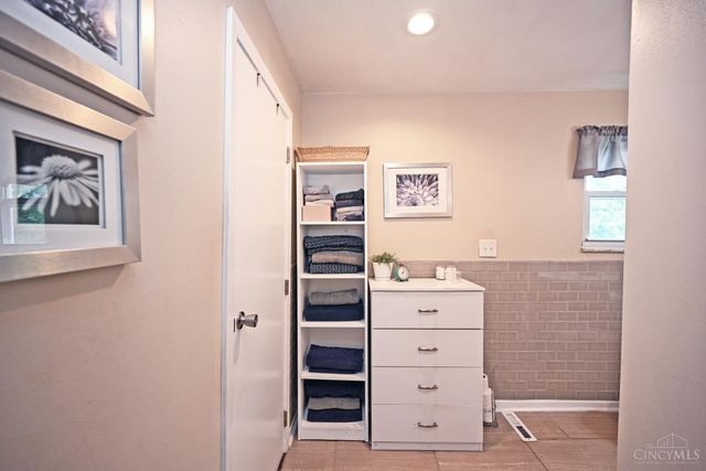 8207 Asbury Hills Drive, Anderson Twp, OH 45255