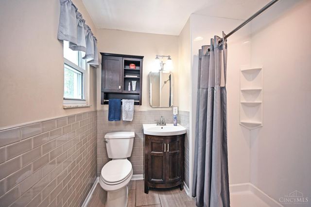 8207 Asbury Hills Drive, Anderson Twp, OH 45255