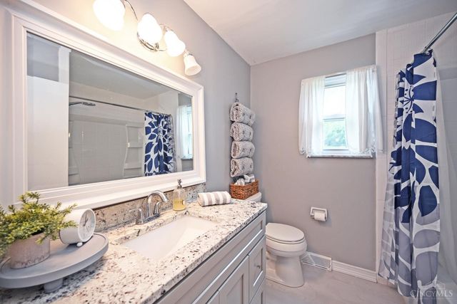 8207 Asbury Hills Drive, Anderson Twp, OH 45255