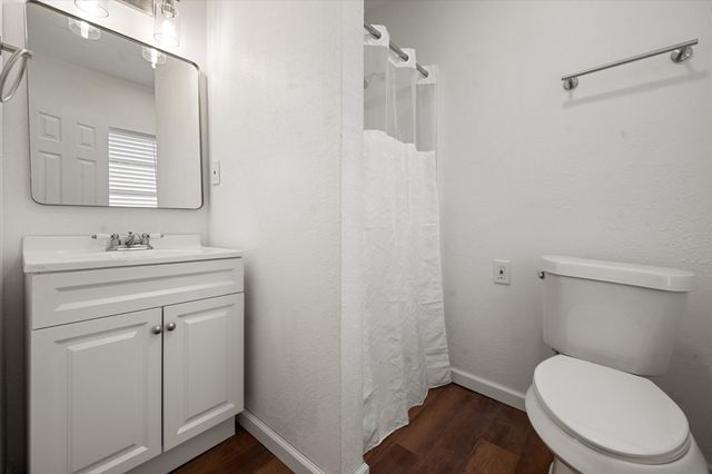 7420 Retta Mansfield Road, Mansfield, TX 76063
