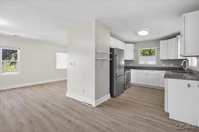 1400 Lakeview Drive, Manchester Twp, MI 49287