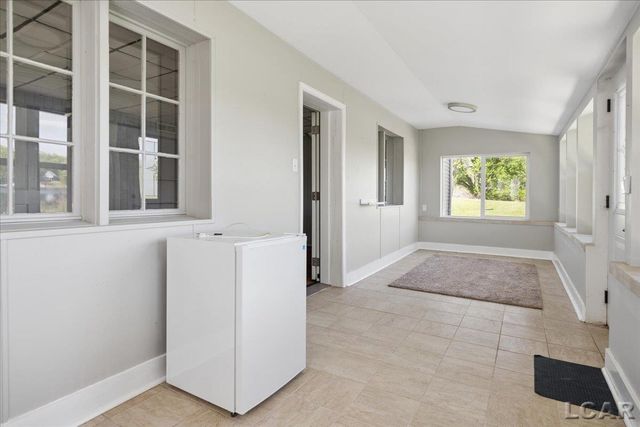 1400 Lakeview Drive, Manchester Twp, MI 49287