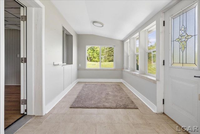 1400 Lakeview Drive, Manchester Twp, MI 49287
