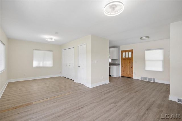 1400 Lakeview Drive, Manchester Twp, MI 49287