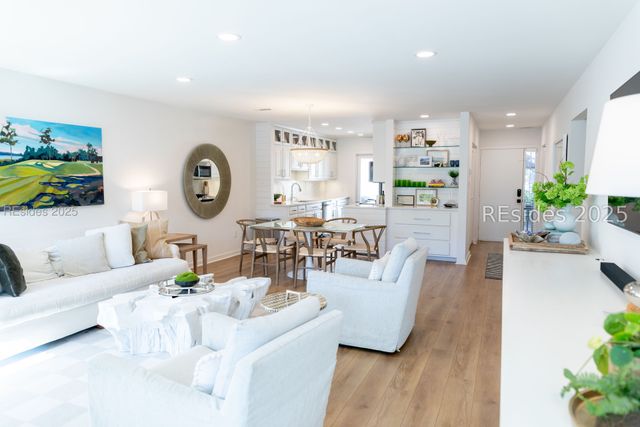 17 Lawton Dr Apt 164, Hilton Head Island, SC 29928