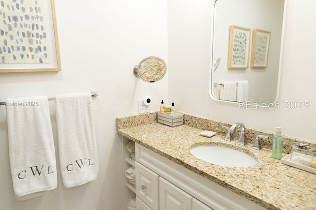 17 Lawton Dr Apt 164, Hilton Head Island, SC 29928