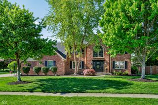 1426 Stonemill Circle S, Carmel, IN 46032