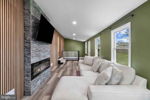 407 TRAPPE RD, Dundalk, MD 21222