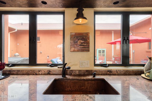 2076 W Tierra Contenta Trail, Bisbee, AZ 85603