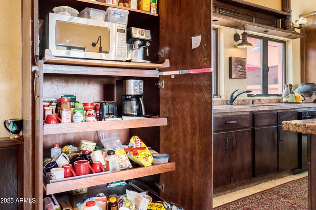 2076 W Tierra Contenta Trail, Bisbee, AZ 85603