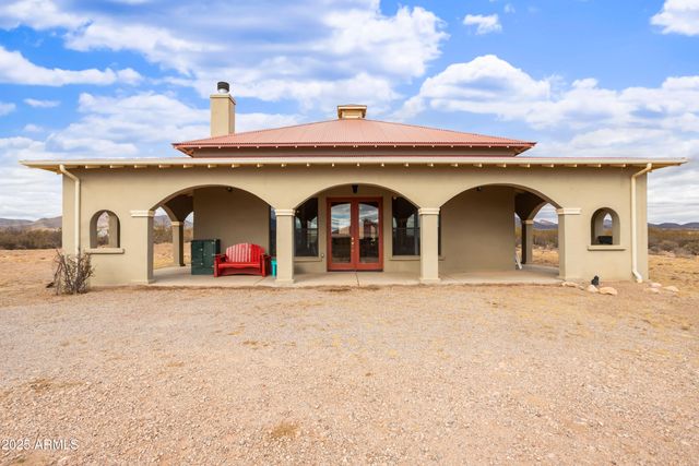 2076 W Tierra Contenta Trail, Bisbee, AZ 85603