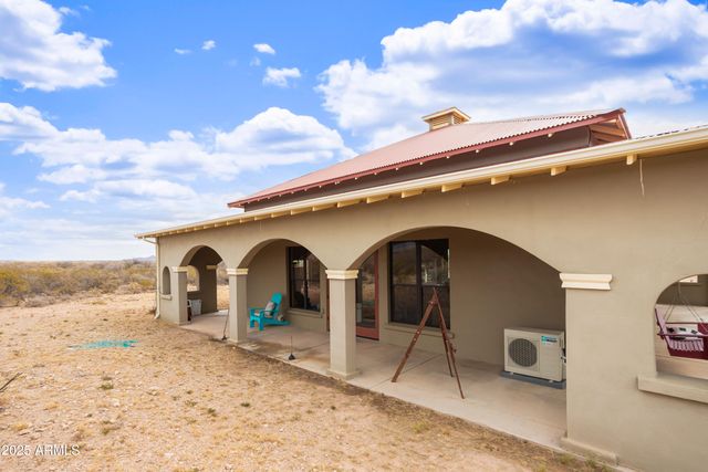 2076 W Tierra Contenta Trail, Bisbee, AZ 85603