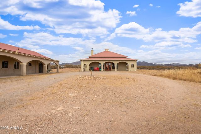 2076 W Tierra Contenta Trail, Bisbee, AZ 85603