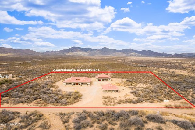2076 W Tierra Contenta Trail, Bisbee, AZ 85603