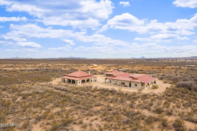 2076 W Tierra Contenta Trail, Bisbee, AZ 85603