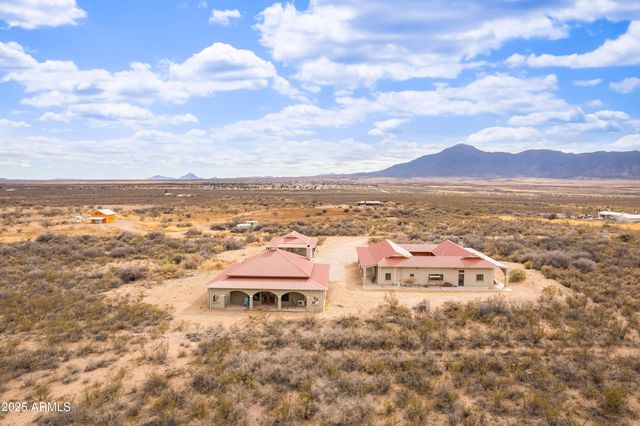 2076 W Tierra Contenta Trail, Bisbee, AZ 85603