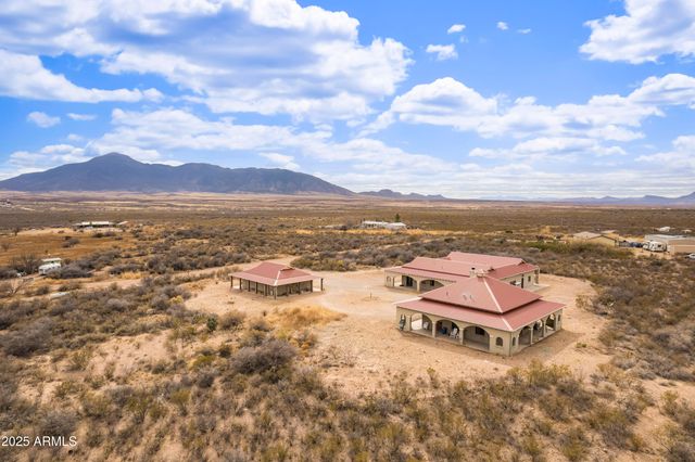 2076 W Tierra Contenta Trail, Bisbee, AZ 85603
