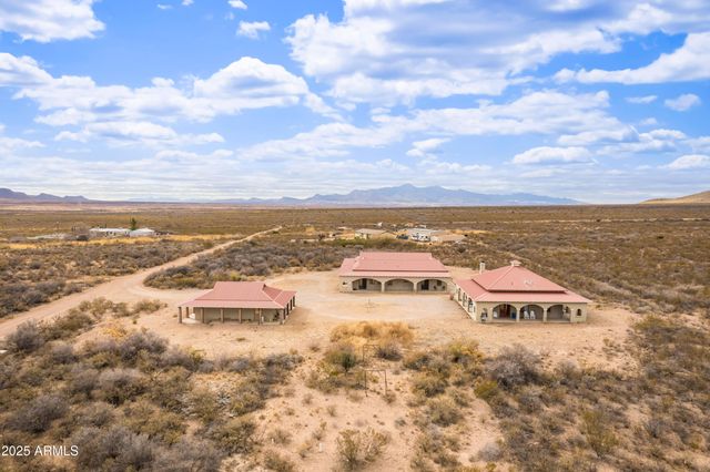 2076 W Tierra Contenta Trail, Bisbee, AZ 85603