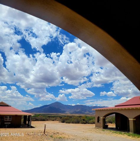 2076 W Tierra Contenta Trail, Bisbee, AZ 85603