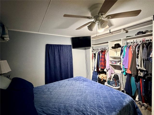 498 KING CHARLES CIRCLE, Deland, FL 32724