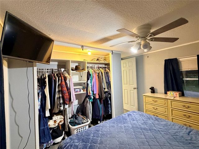 498 KING CHARLES CIRCLE, Deland, FL 32724