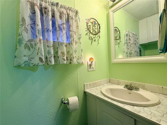 498 KING CHARLES CIRCLE, Deland, FL 32724