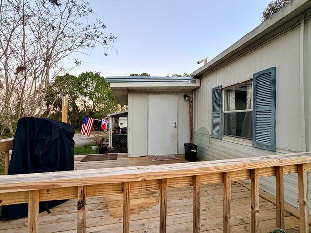 498 KING CHARLES CIRCLE, Deland, FL 32724