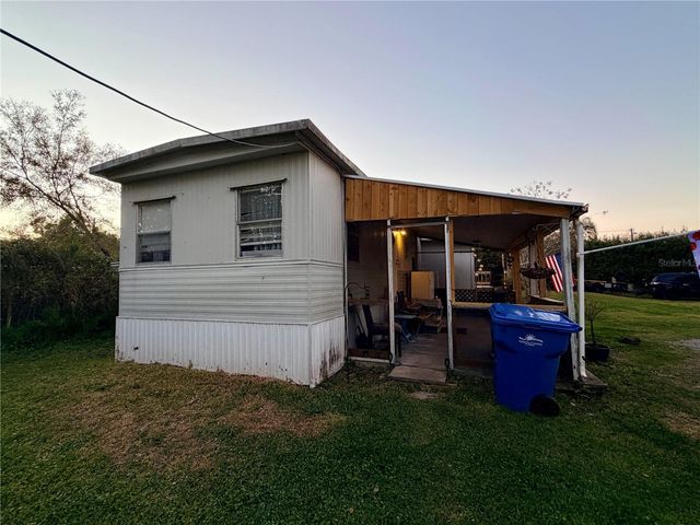 498 KING CHARLES CIRCLE, Deland, FL 32724