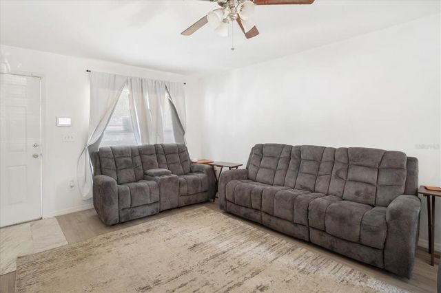 8004 N BROOKS STREET, Tampa, FL 33604
