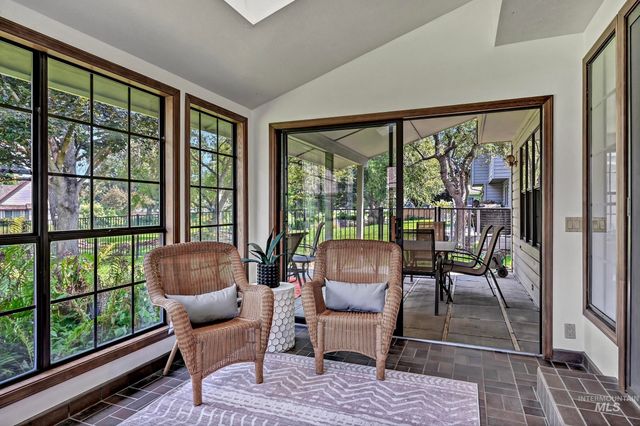 254 E Old Saybrook, Boise, ID 83706